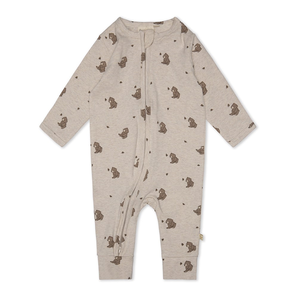 That's Mine Mathie onesie - Bees and bears - 95% Organic cotton / 5% Elastane Buy Tøj||Skjorter & toppe||Onesies||Nyheder||Alle||Favoritter here.
