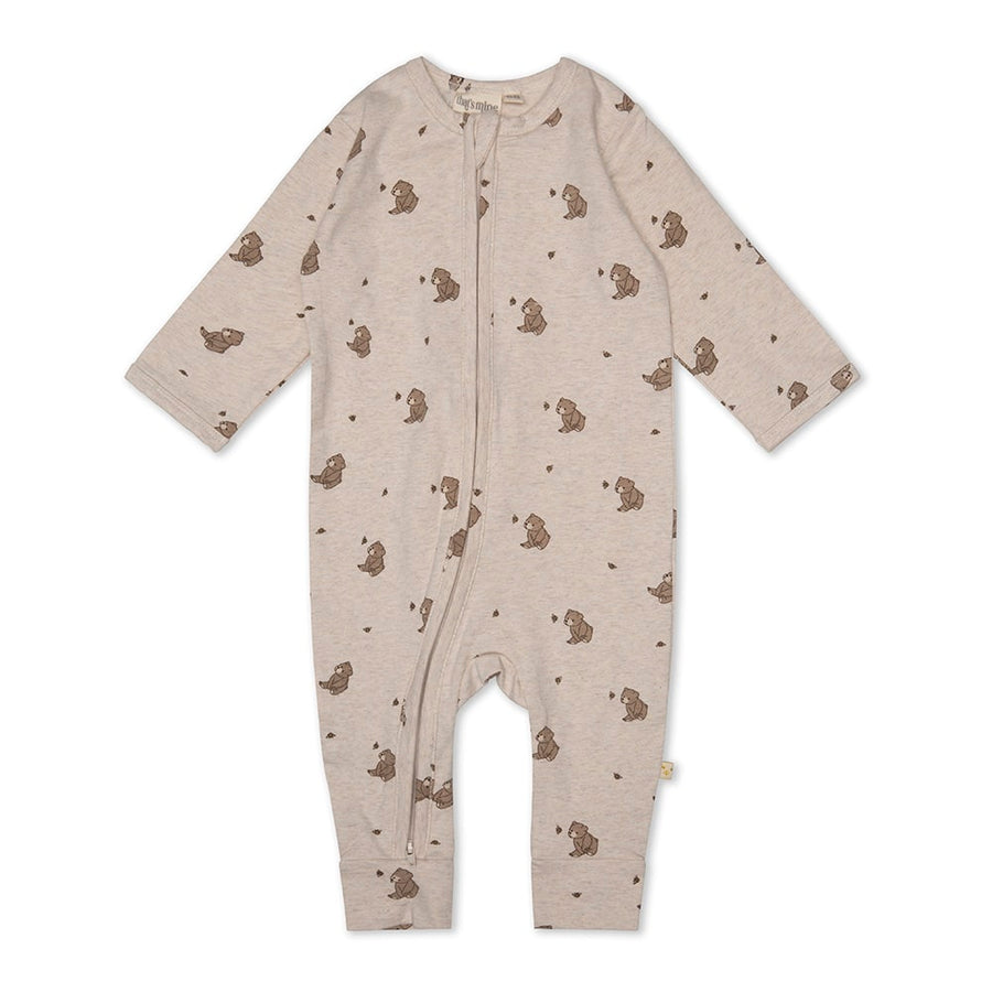 That's Mine Mathie onesie - Bees and bears - 95% Organic cotton / 5% Elastane Buy Tøj||Skjorter & toppe||Onesies||Nyheder||Alle||Favoritter here.