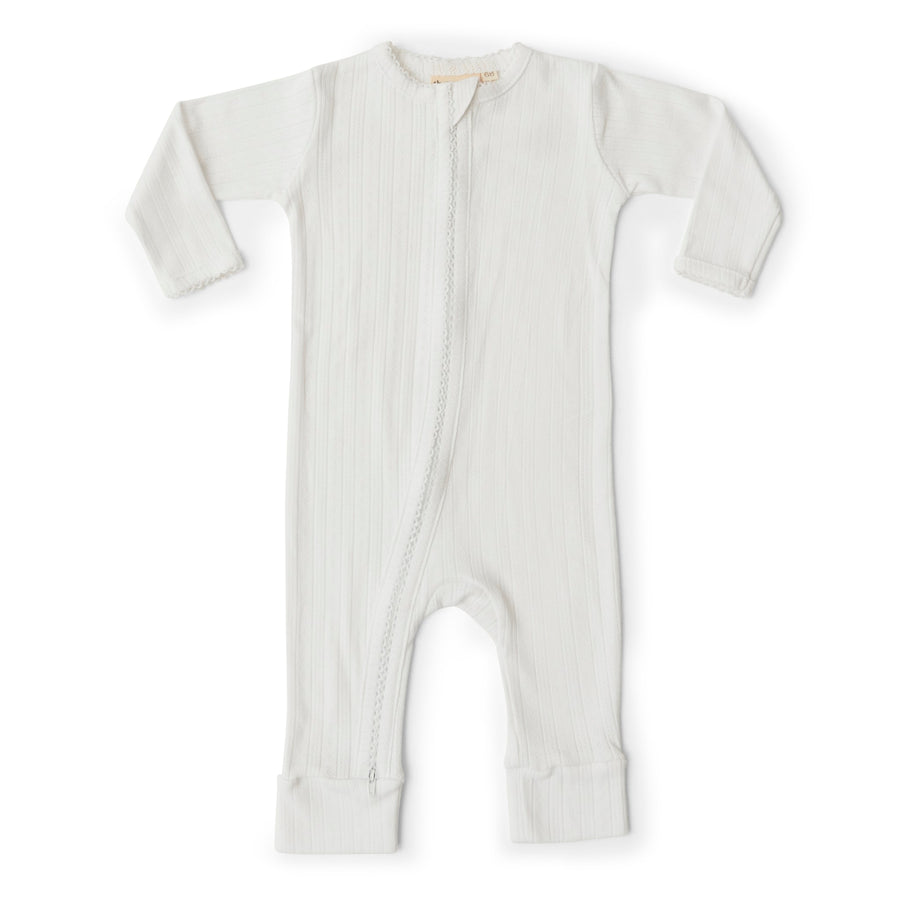 That's Mine Allie onesie - Antique white - 100% Organic cotton Buy Tøj||Skjorter & toppe||Onesies||Nyheder||Alle||Favoritter here.