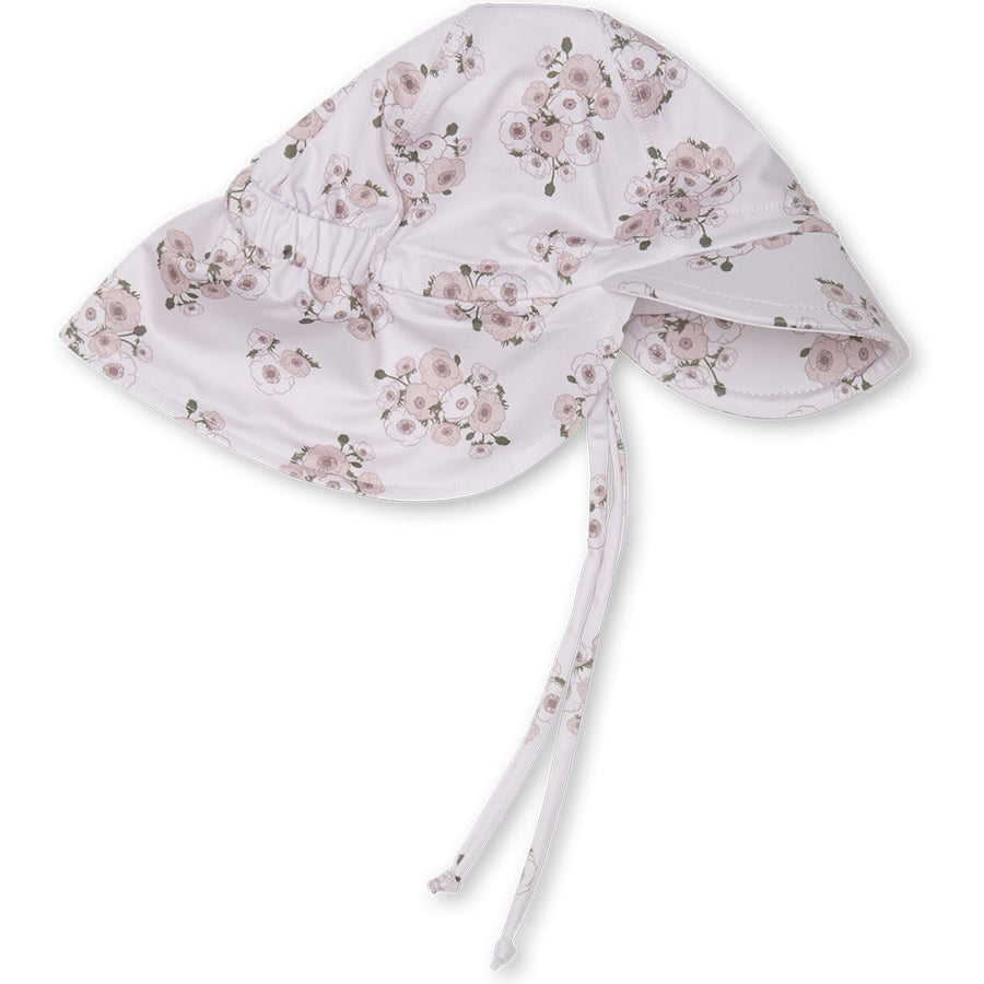 That's Mine Sari UV cap - Spring poppies - 85% Recycled polyester, 15% Elastan Buy Tøj||Badetøj||Nyheder||Alle||Forår & sommer '24 here.